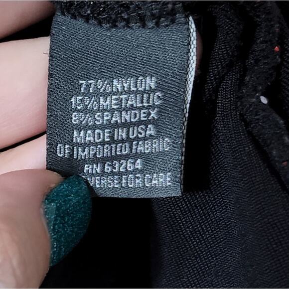 Dressbarn cross front red metallic trim long sleeve special occasion blouse plus - Picture 6 of 6